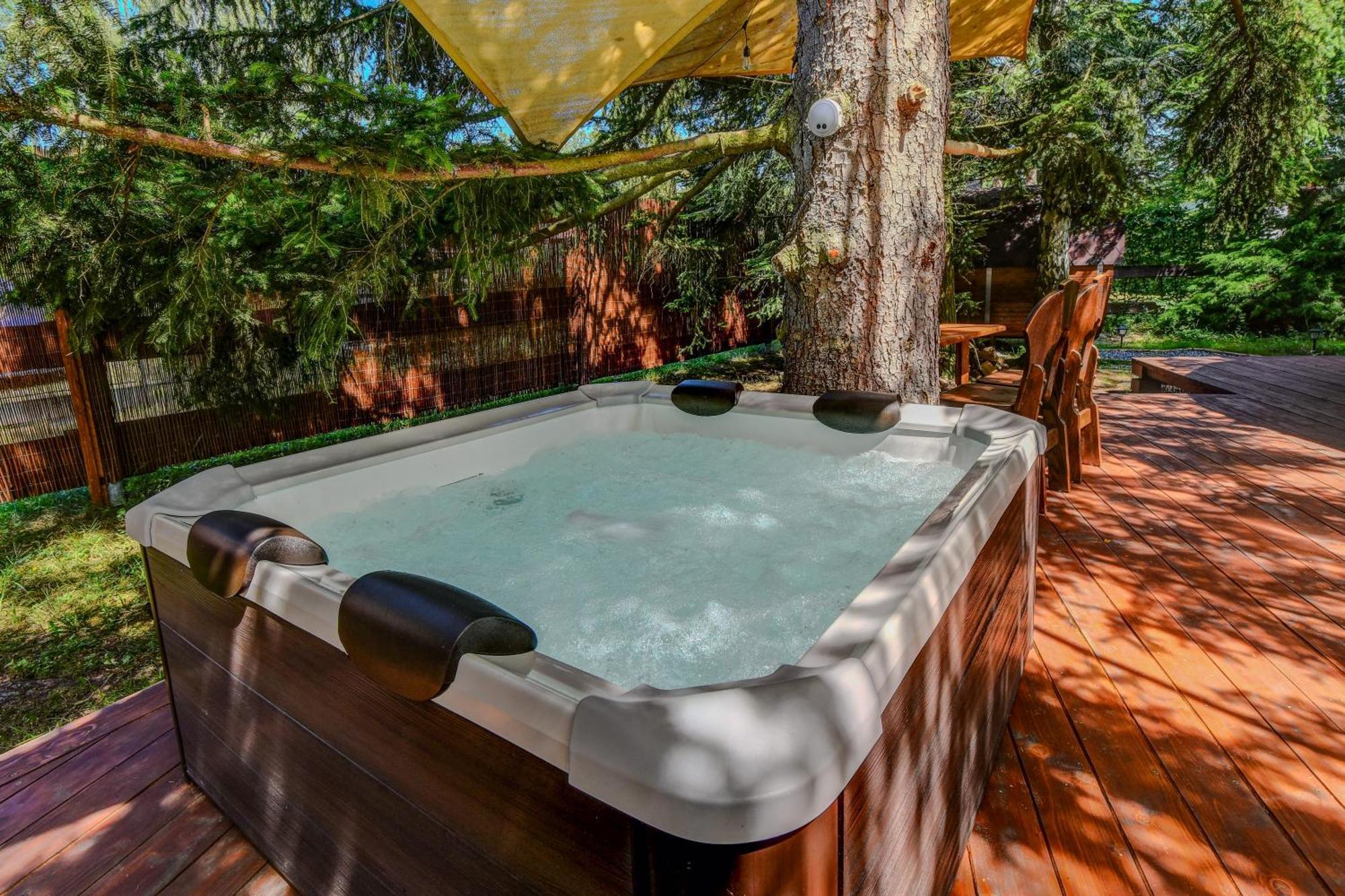 Tiche Misto Glamping Hotel Slapy Kültér fotó